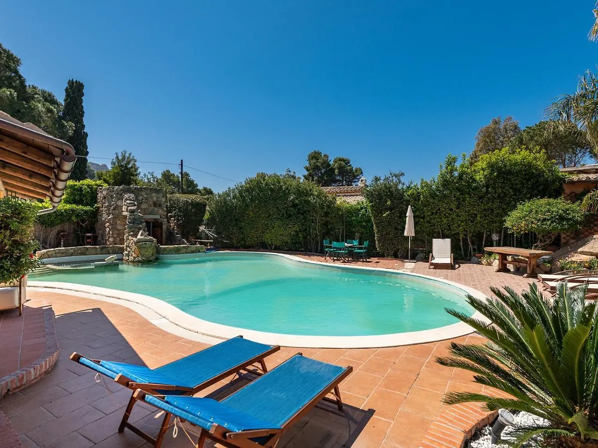 Guest House Villa Verde - Short Term Room Rentals Torre delle Stelle 2*,  Italie