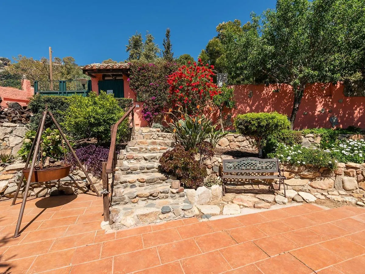 **  Guest House Villa Verde - Short Term Room Rentals Torre delle Stelle Italien
