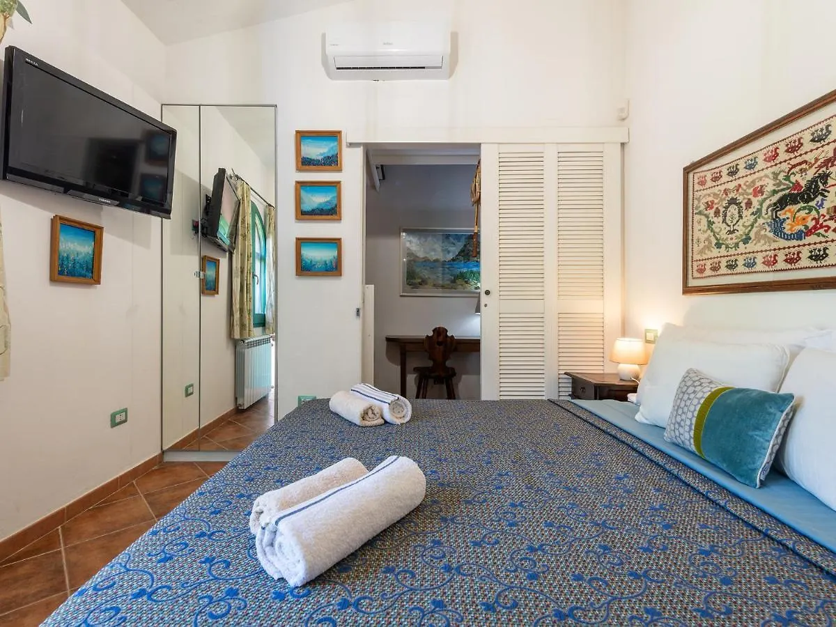 Guest House Villa Verde - Short Term Room Rentals Torre delle Stelle