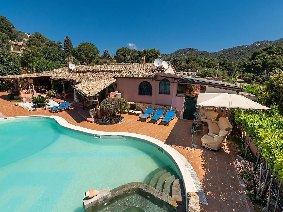 Guest House Villa Verde - Short Term Room Rentals Torre delle Stelle Italien