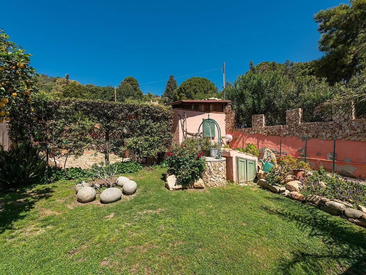 Guest House Villa Verde - Short Term Room Rentals Torre delle Stelle 2*,  Italie