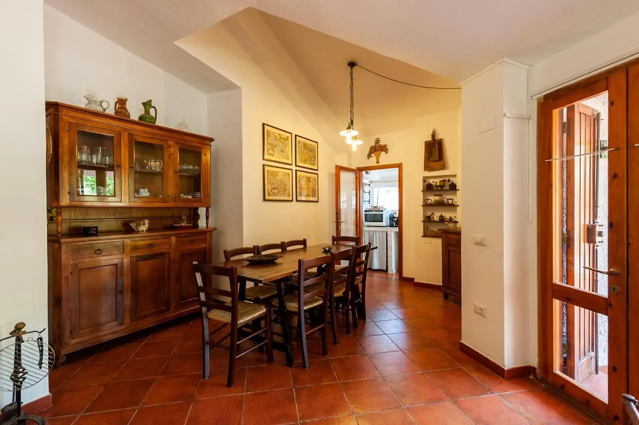 Guest House Villa Verde - Short Term Room Rentals  Torre delle Stelle