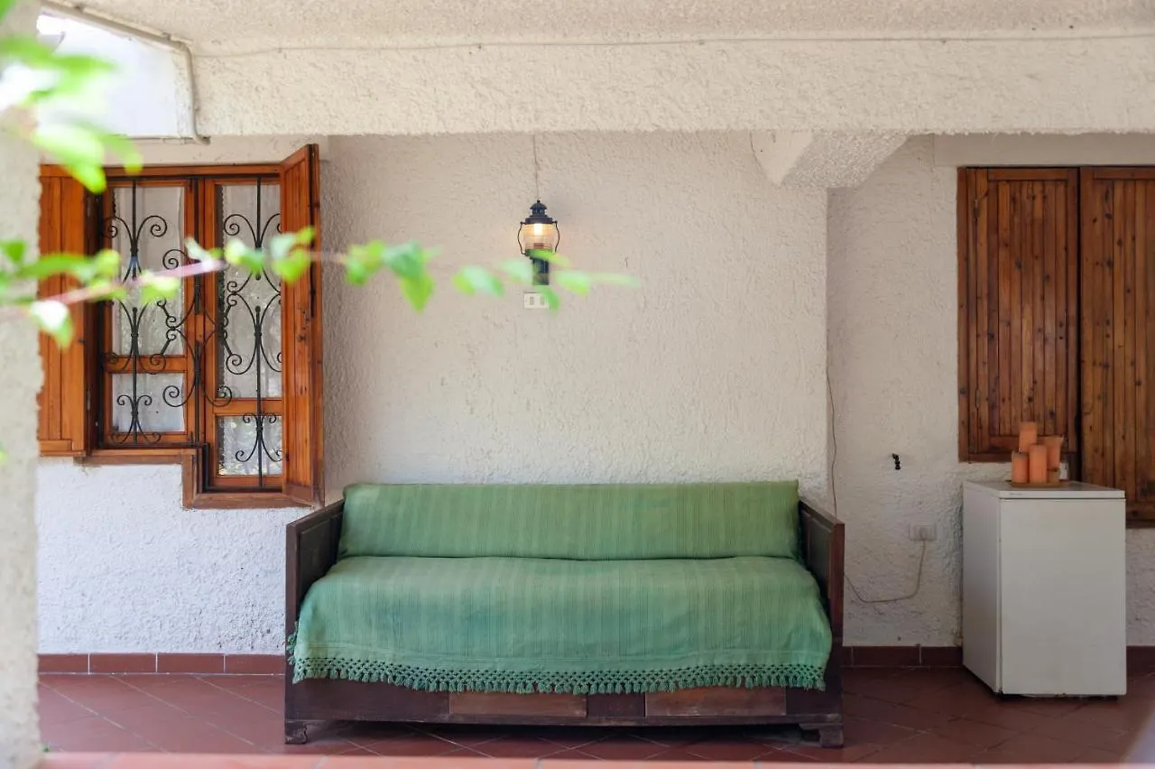 Guest House Villa Verde - Short Term Room Rentals Torre delle Stelle